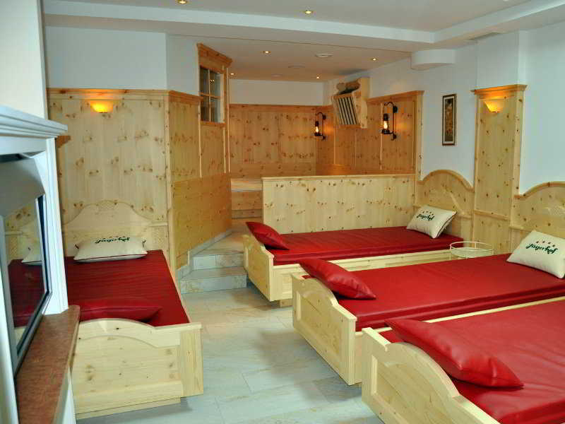 Hotel Jägerhof 4*